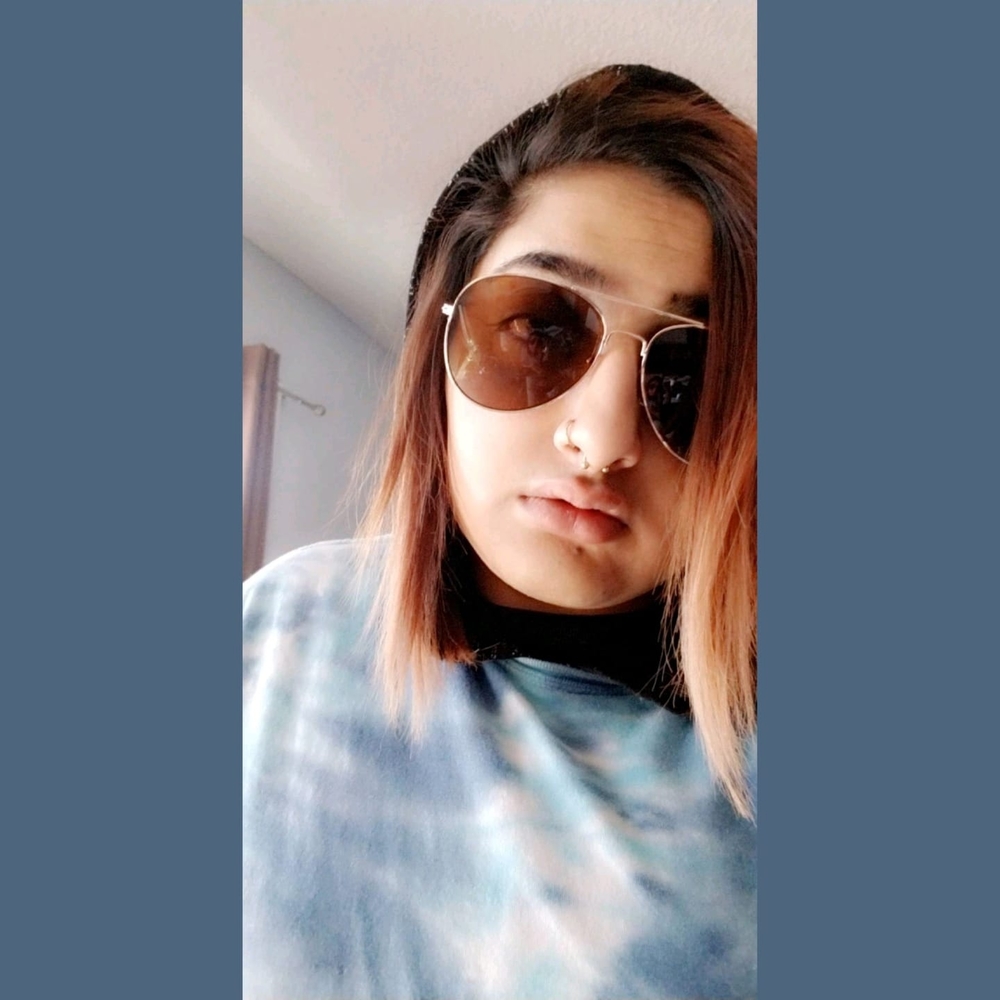 Meet your Posher, Jasmine